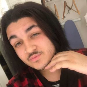 Meet your Posher, Julio